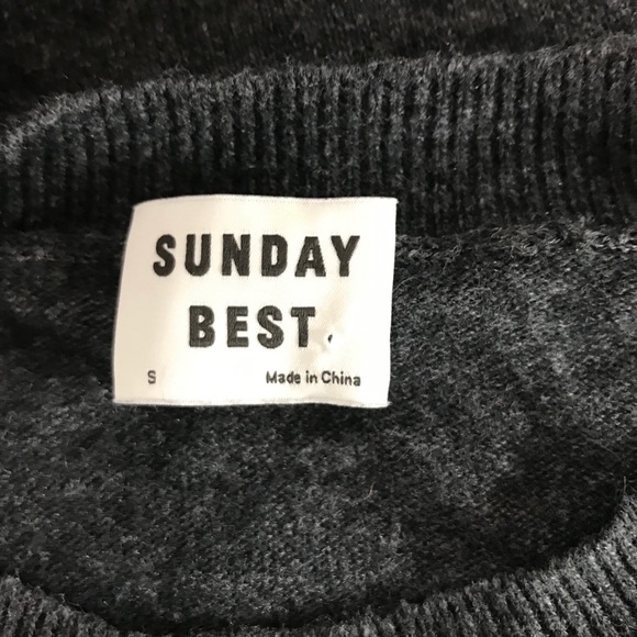 Aritzia Sunday Best Grey Heart Sweater Size Small - Picture 6 of 7